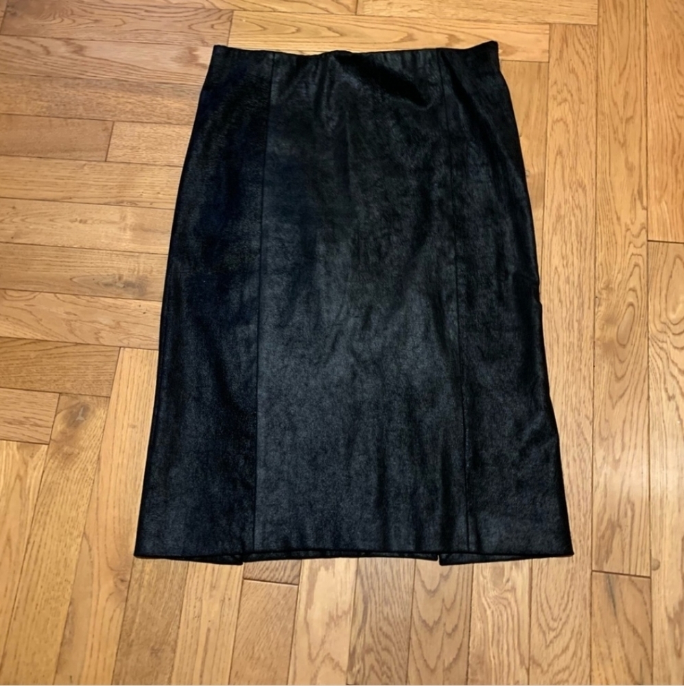 Theory lamb leather skirts midi size  2